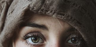 4 Tips for Treating and Living With Rosacea