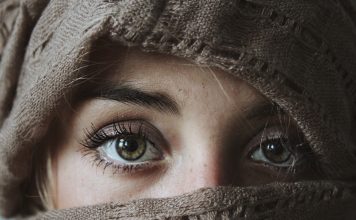 4 Tips for Treating and Living With Rosacea