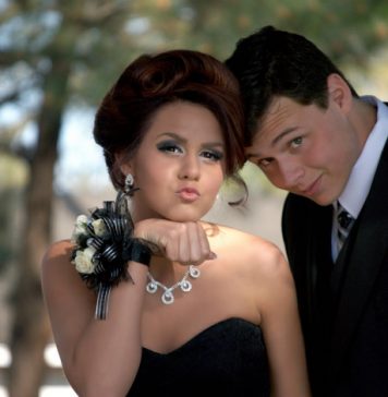 Top Tips To Find The Perfect Prom Dress For Your Body Type