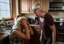 Navigating Toxic Parent Relationships: Tips for Effective Communication